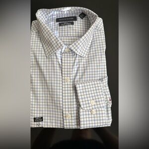 Tommy Hilfiger Men's White and Blue Plaid Shirt